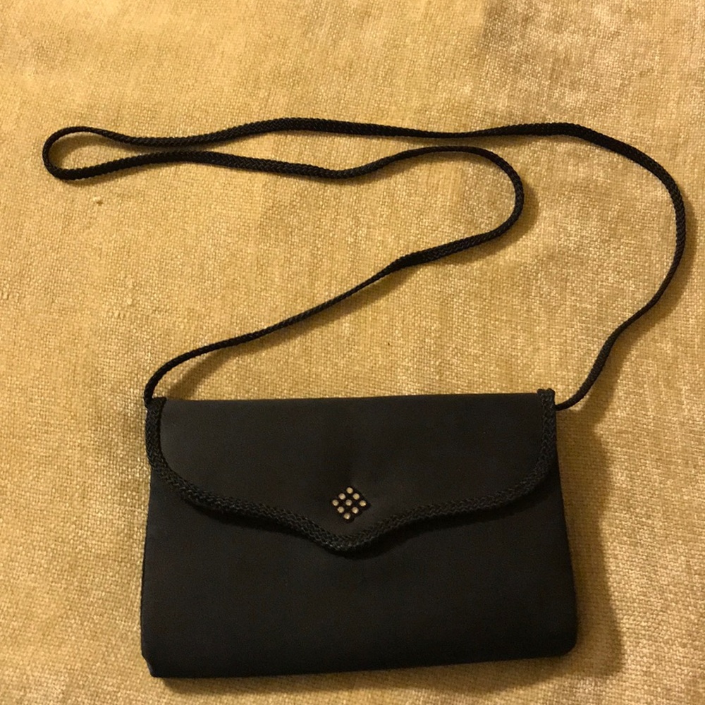Black prom clutch
